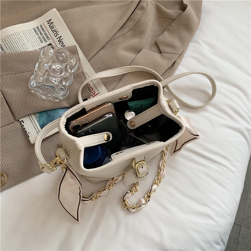 

Crossbody Bag For Women Fashion Hardware Chain Zipper Closure High Quality Pu Leather Female Shoulder Bag Silk Scarf Decoration