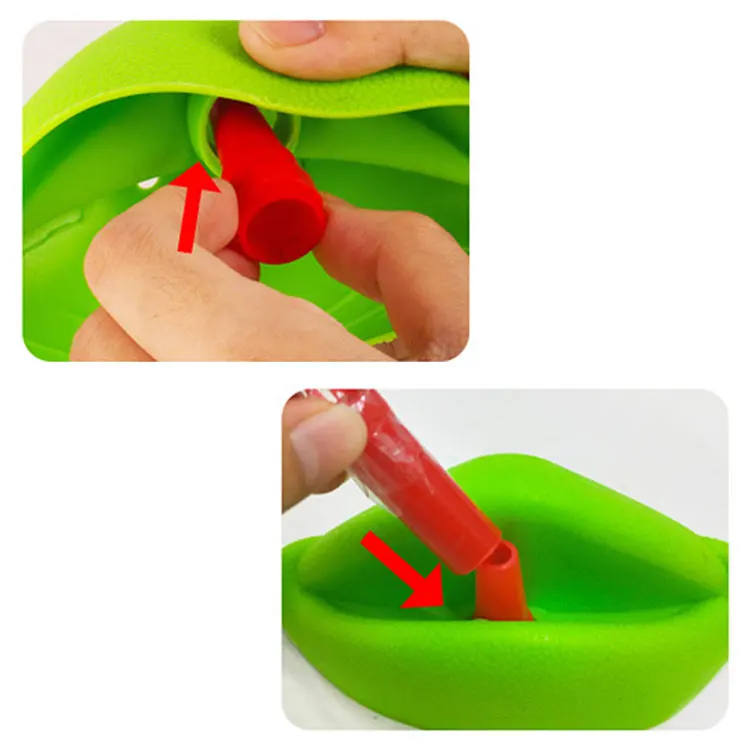 

Pudcoco Chameleon Lizard Mask Wagging Tongue Lick Cards Board Game for Children Family Party Toys Funny Desktop Game Toys