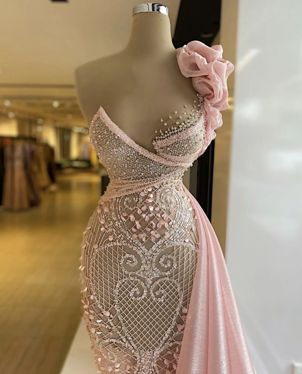 

YILIBER Evening dresses 2021 vintage vlack pearls long sleeves evening gowns beading prom dresses for women short dresses