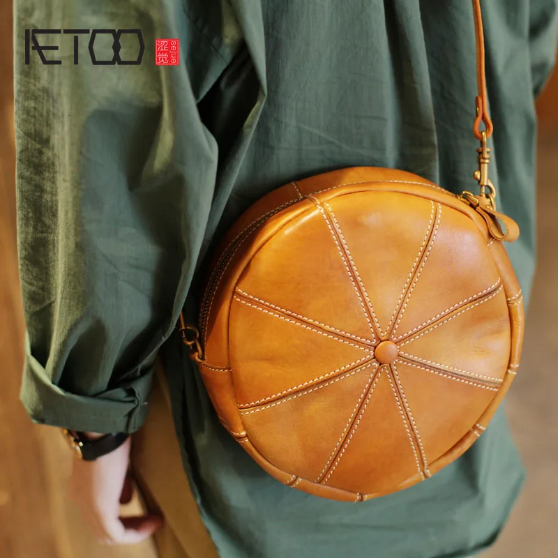 

AETOO New original designer round cowhide handbags handmade leather shoulder slung literary