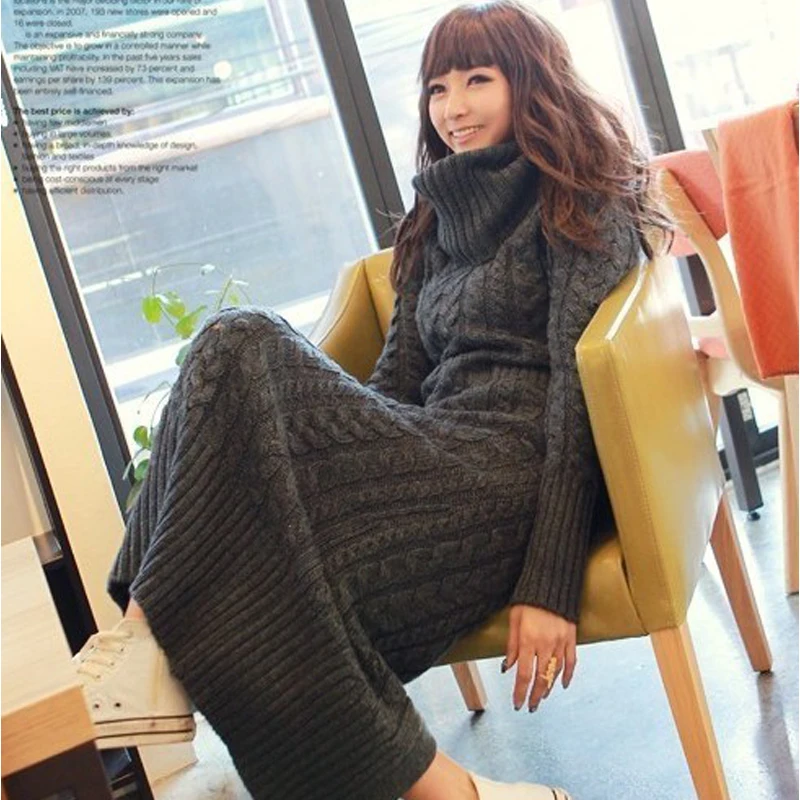 

2020 clothing factory direct group of Korean piles of knitted sweater slim turtleneck collar dress wholesale long twist