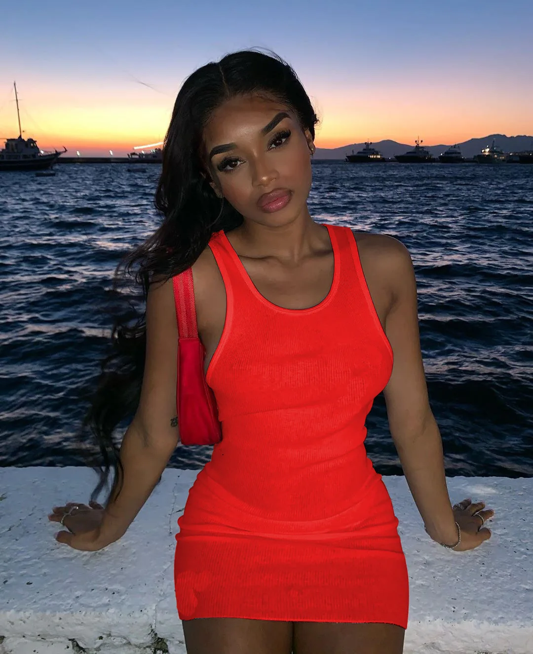 

Sleeveless Bodycon Mini Dress Basic Women Summer Black Backless Party Sexy White Clubwear 2021 Round Neck Beach Skirt