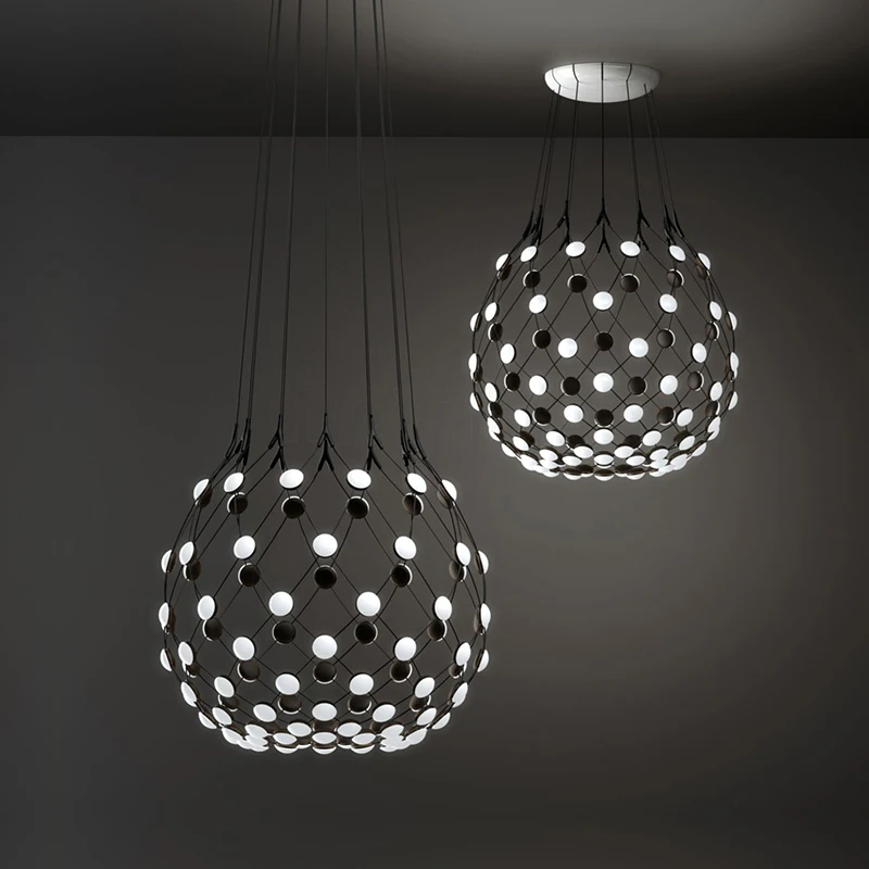 

Modern Black Chess Pieces LED Pendant Lights Globe Pendant Lamp Luminaire White Acrylic Lampshade Living Room Lighting Fixtures