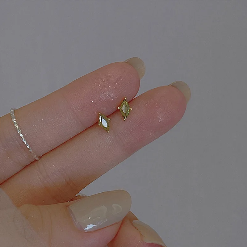 

Women's Fashion Simple Super Fine Olive Green Stud Earrings Gold Color Horse Eye Shape CZ Zircon Earrings Jewelry Xmas Gifts