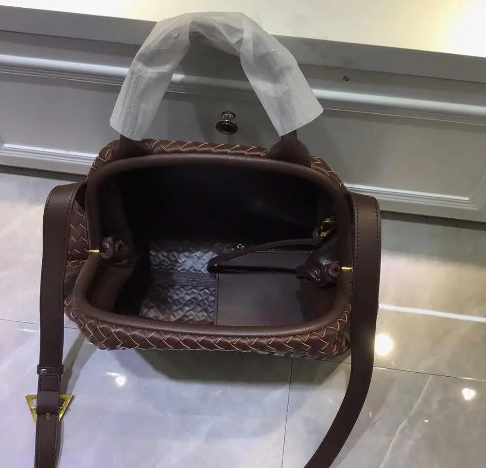 

Genuine Leather Handmade Woven Handbag High Quality Women Shoulder Bags Female Knit Purses And Handbags Clutch Crossbody Bags