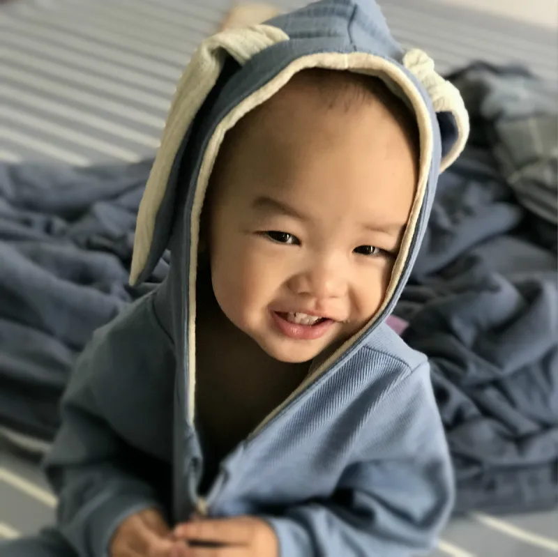 Комбинезон с зайчиком для новорожденных 0-2 лет комбинезоны весенне-Осенние