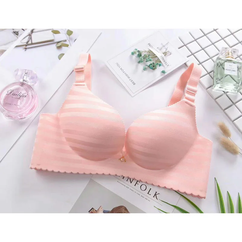 New one-piece factory straight stripe girl's no steel ring gathering simple four row button trace adjustable bra | Женская одежда