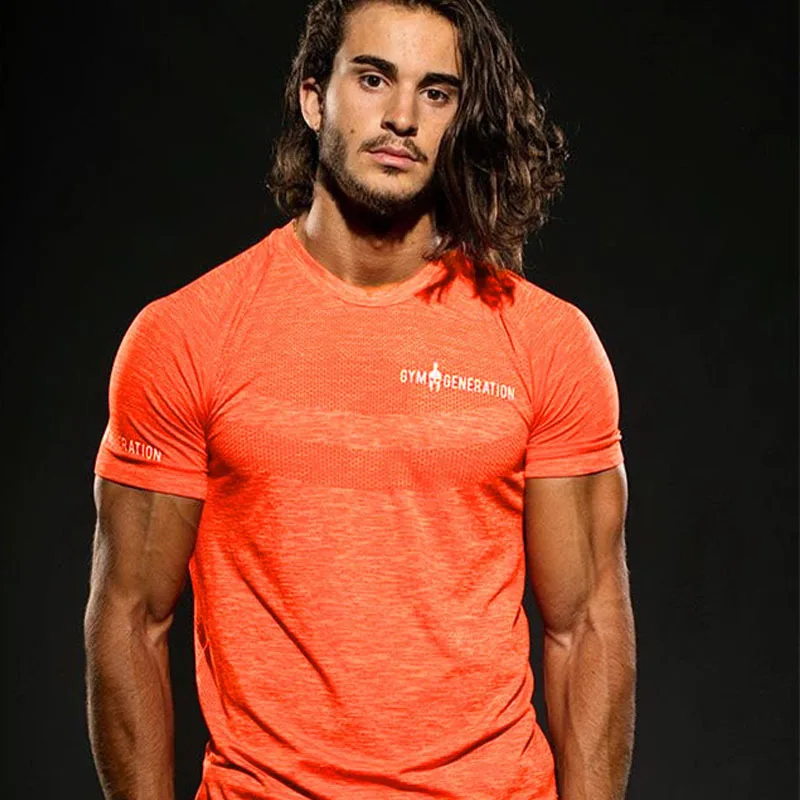 Летняя спортивная мужская футболка для бега фитнеса высокой эластичности