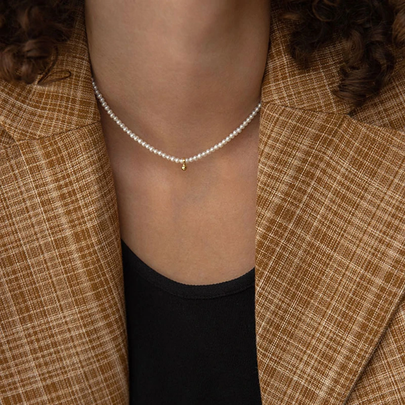 

New Creative Simple and Fashion Pearl Short Necklace