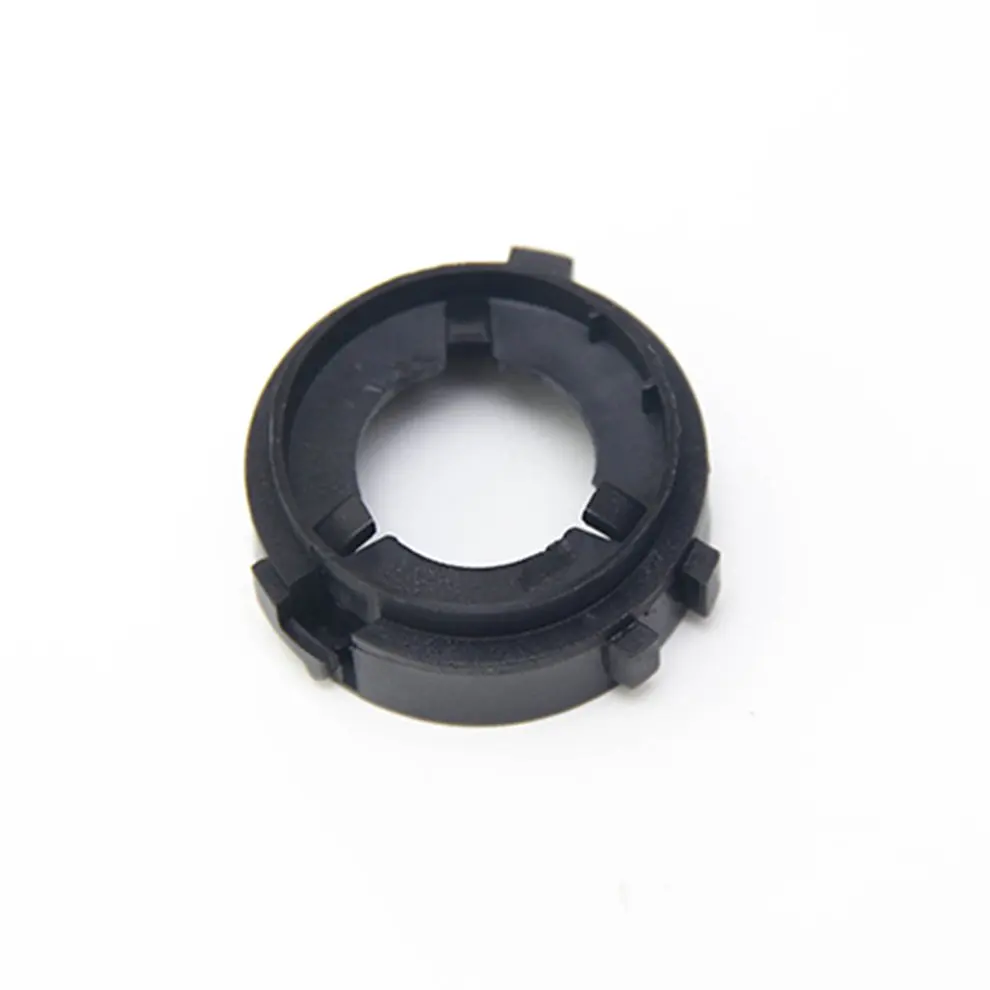 

One Pair Car LED Headlight Bulb LED Adapter Holder LED Adapter Socket Base H7 Essential Accessories