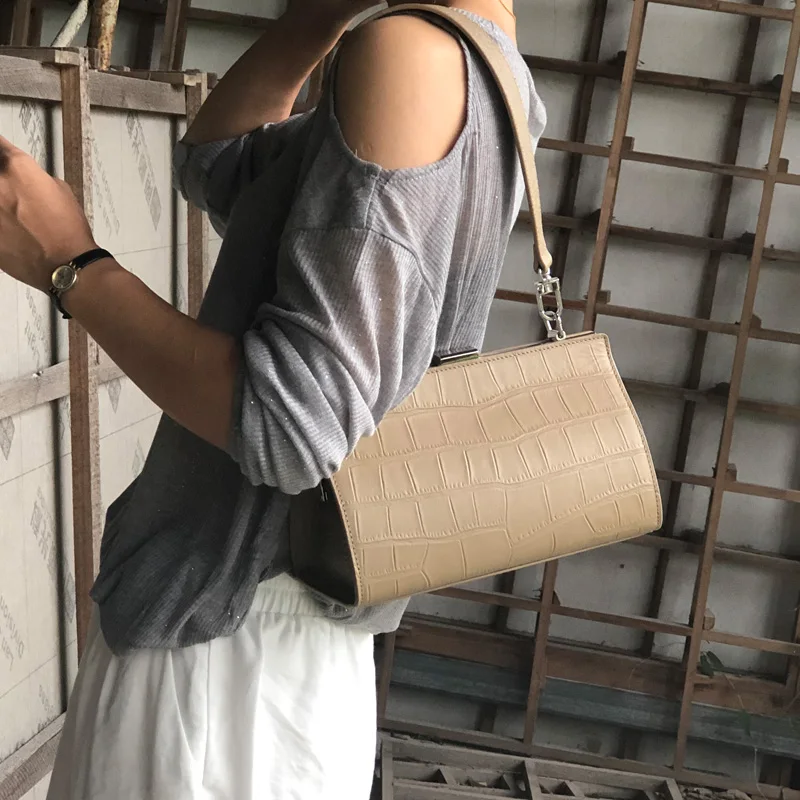 

top leather women's bag alligator design bag