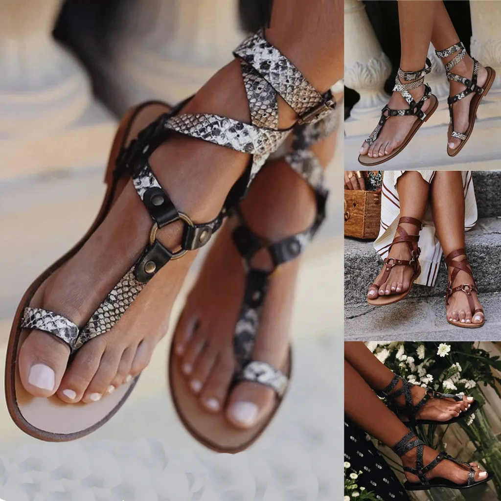 Женские босоножки на плоской подошве сандалии-гладиаторы золотого цвета со