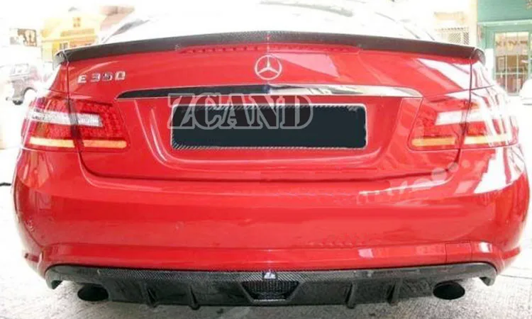 Задний диффузор для губ из углеродного волокна подходит Mercedes Benz W207 E550 AMG посылка