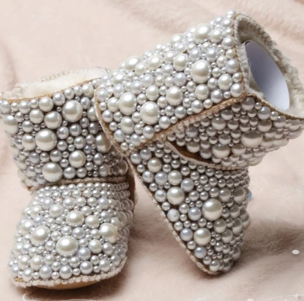 ivory pearls color Dollbling теплые ботинки для новорожденных; меховые и шерстяные теплые бархатные ботинки на липучке; роскошные ботинки с украшением из жемчуга на нескользящей подошве - Цвет: ivory pearls color