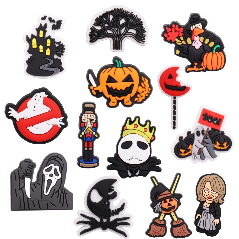 

1PCS PVC Cute Cartoon Shoe Charms Kawaii Ghost Crown Woman Pumpkin Knife Grim Reaper House Bat Broom Croc Jibz Buckle Ornaments