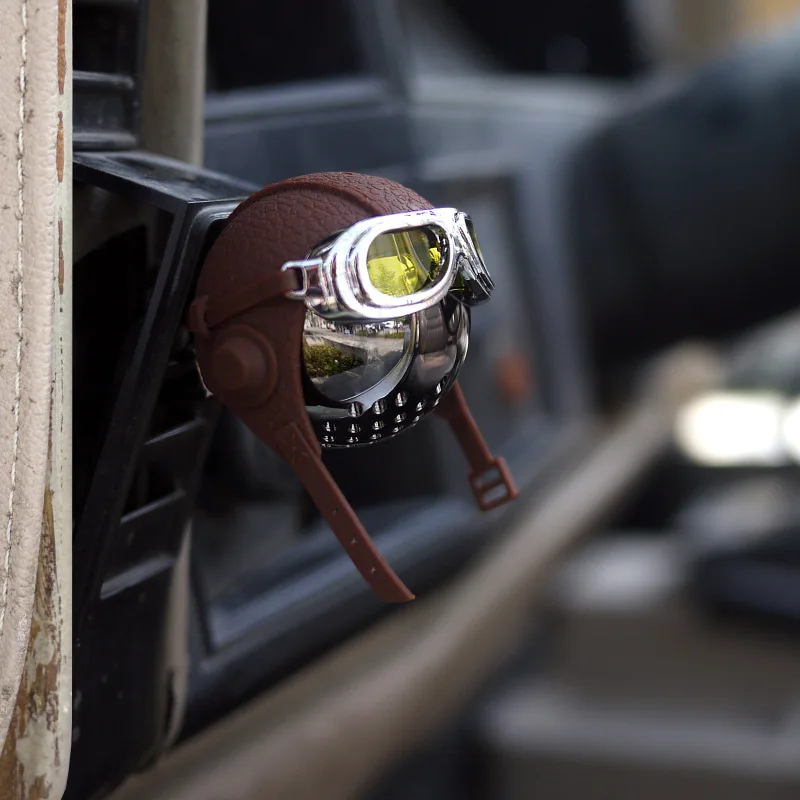 

Retro Style Car Diffuser Original Design Car Air Freshener Hanging Car Perfume Stainless Steel Car Fragrance