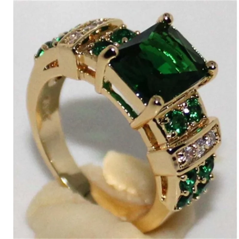 

Popular Fashion Exquisite Shiny Green Zircon Ring Female Engagement Wedding Ring wholesale