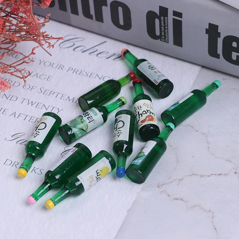 

10pcs Mini Water Bottles Dollhouse Kitchen Living Room Accessories Kids Gift Pretend Play Toys Resin Unisex