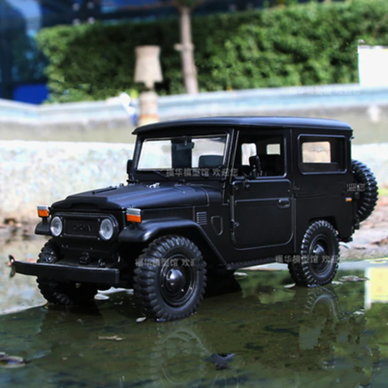 Модель автомобиля TOYOTA FJ40 FJ классический автомобиль из сплава литая под давлением