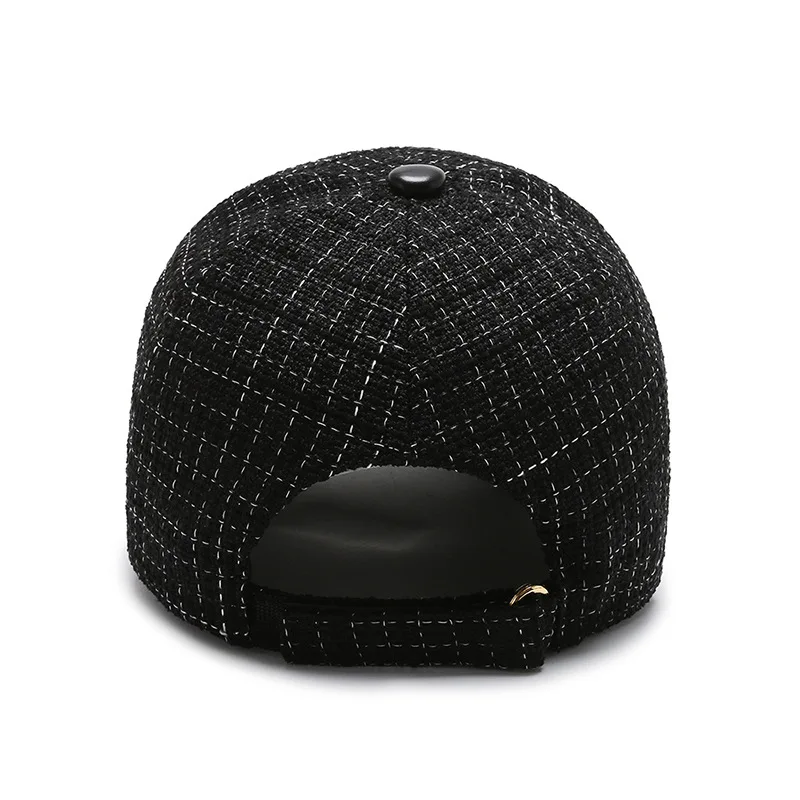 korean design new fashion lady winter autumn basball cap thick with metal logo high quality protection uv hat street wear cap