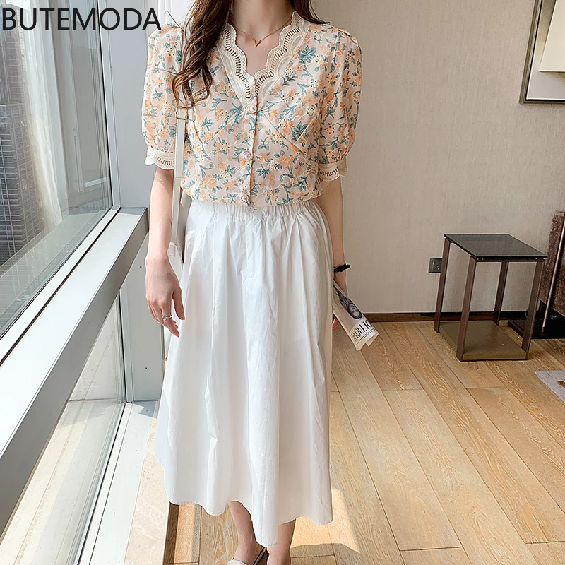 

2021 Summer Floral Blouses Women Korean Style V-Neck Lace Top Trendy Retro Puff Sleeve Fashion Shirt Slim Flower Printed Blouses