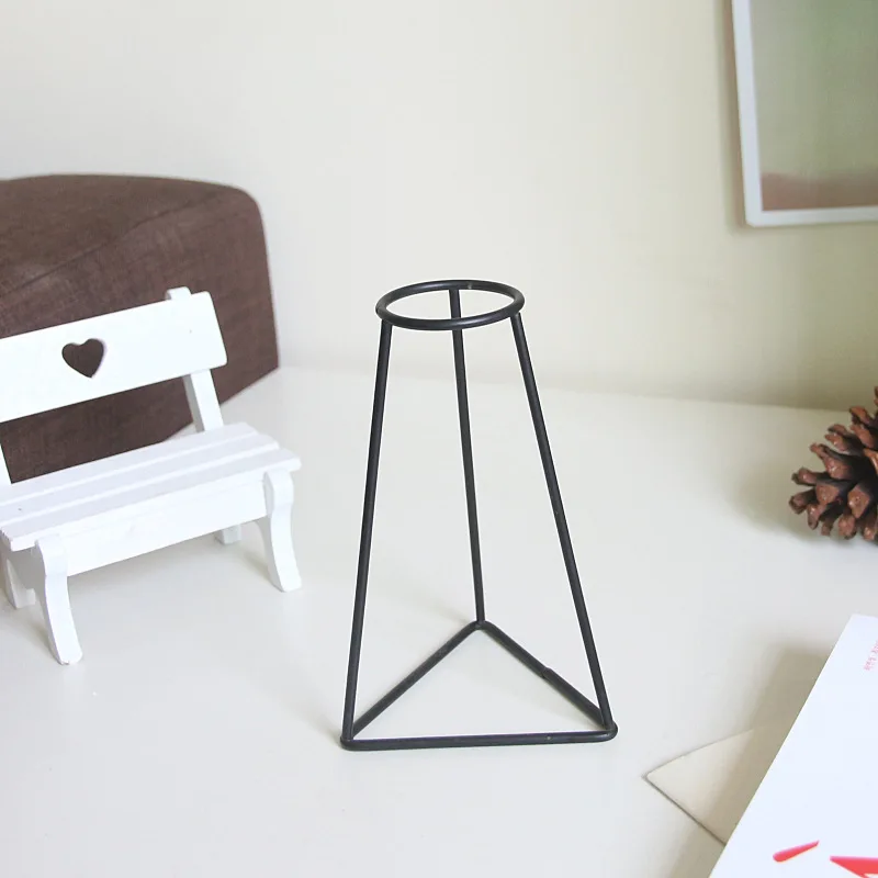 Ваза металлическая однотонная для цветов брендовая ретро ваза с железными