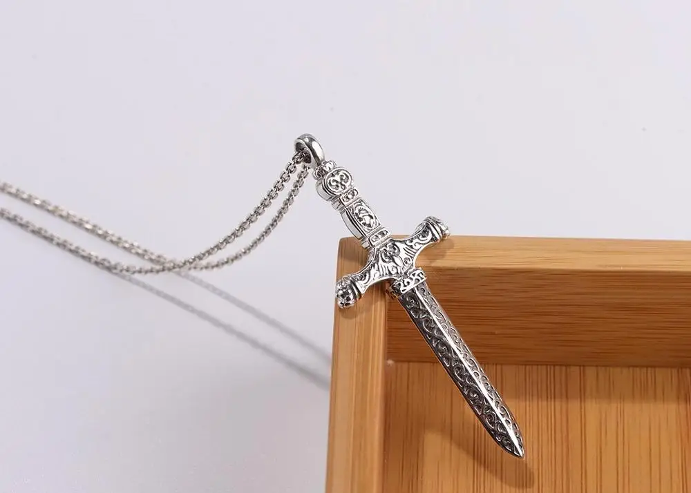 Мужская подвеска-крест из серебра 925 пробы | Украшения и аксессуары