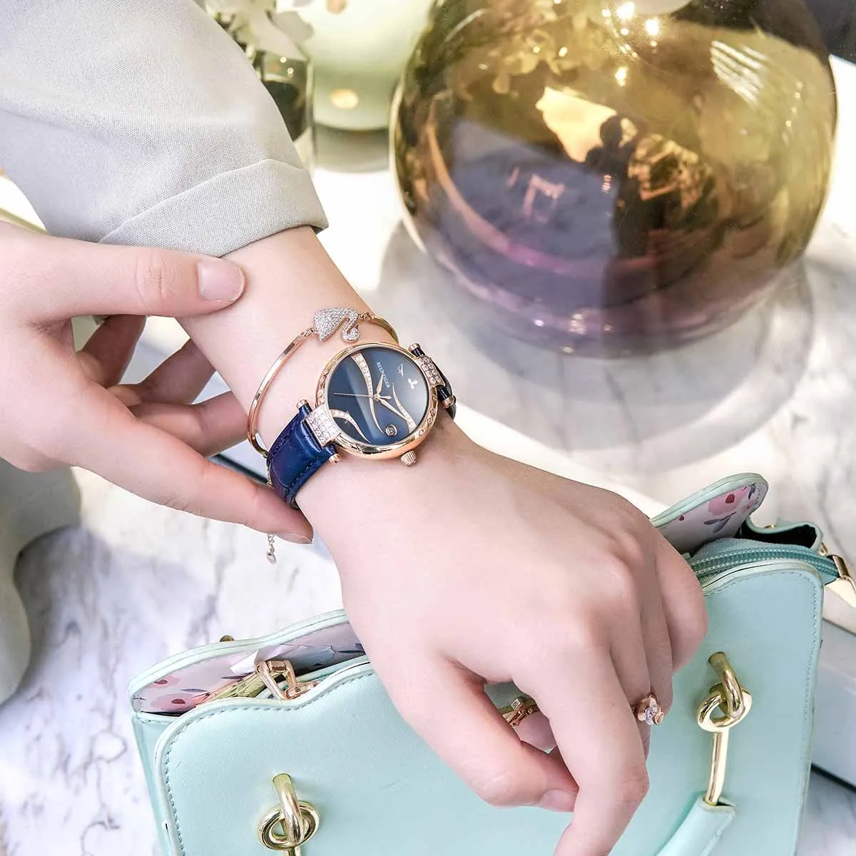 

Reef Tiger/ RT Diamonds Automatic Leather Band Fashion Women Rose Gold Case Stainless Steel Luxury Ladies Watches RGA1589