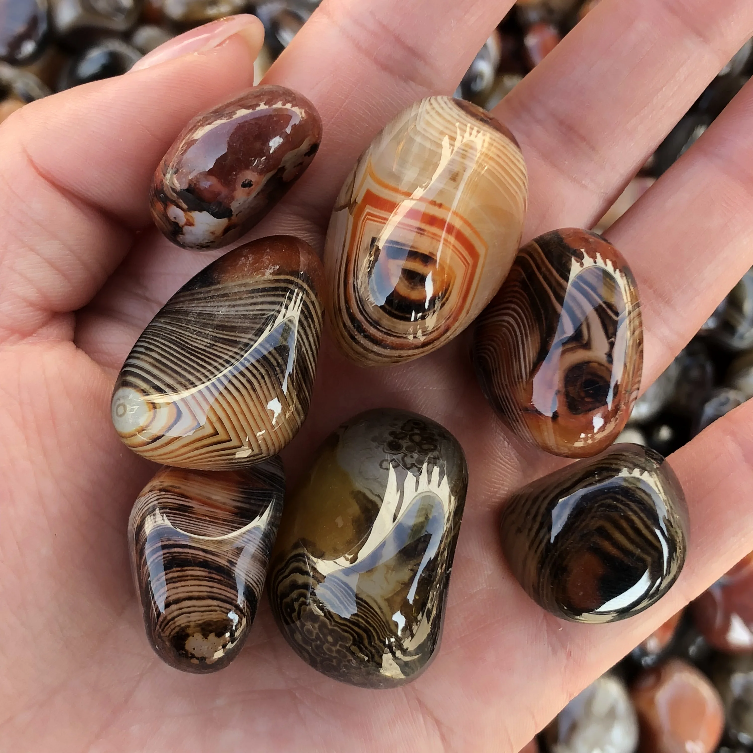 1 кг полированный натуральный камень sardonyx агат опущенная ладонь камни