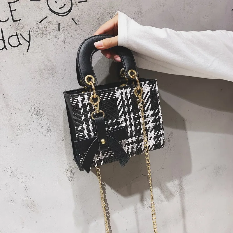 Модная женская сумка через плечо в полоску новая мессенджер из искусственной