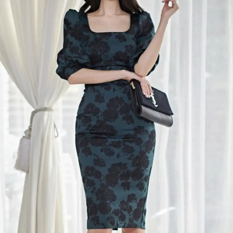 Женское облегающее платье с высокой талией элегантное квадратным вырезом и