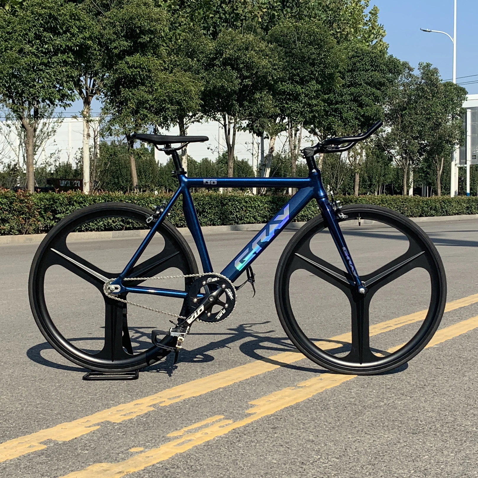 GRAY F10 Track Bicycle Aluminum Alloy Frame Fork With 3 Spokes Magnesium Wheels Fixed Gear Freewheel Fixie Bike OTA 48T Crankset