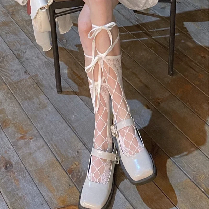 

Pure and Sweet Summer Thin Ladies Students In The Tube Cute White Black Lace Mesh Stockings Hollow Lolita Sexy and Breathable