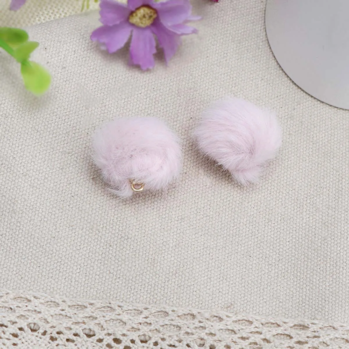 20 шт 20 мм имитация Hairball помпон милый меховой шарик ручной работы DIY материал ручной работы волосы серьги шар ювелирные изделия кулон - Цвет: 2