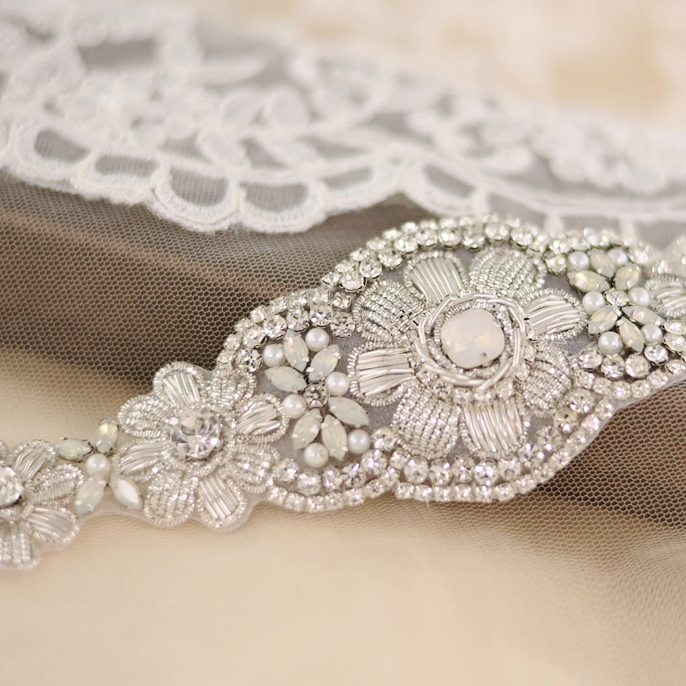 

TRiXY S371 Luxury Rhinestone Belt Wedding Belts Amazing Crystal Beading Belt Shinny Bridal Belt Sashes Wedding Dress Sashes Belt