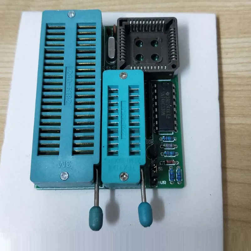

Фотоадаптер MCS-51/AVR + PLCC44