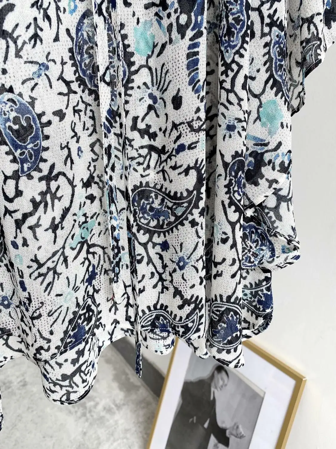 

2921 Summer New Women Shirts Floral Printed Viscose Blouse Top Round O with Tie Short Flared Sleeves Ruffles Fashion Tops