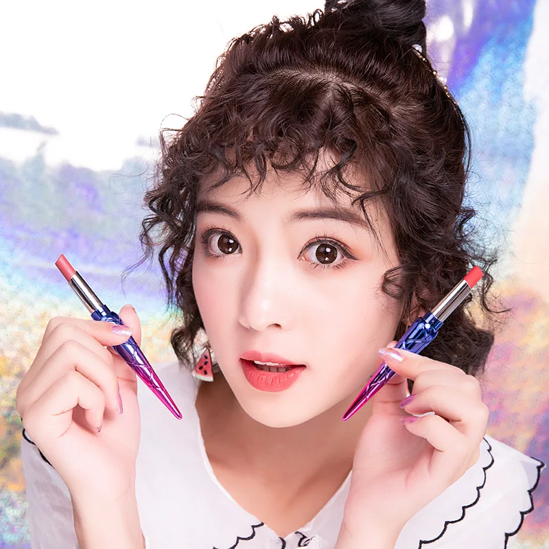 

Matte Lipstick Beauty Lip Gloss Waterproof Velvet Lips Stick Sexy Non-stick Cup Lasting Make-up Moisturizing Solid Lipstick