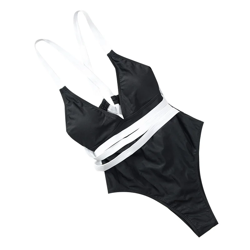 Черно белый цельный купальник на бретельках женский сексуальный Монокини с