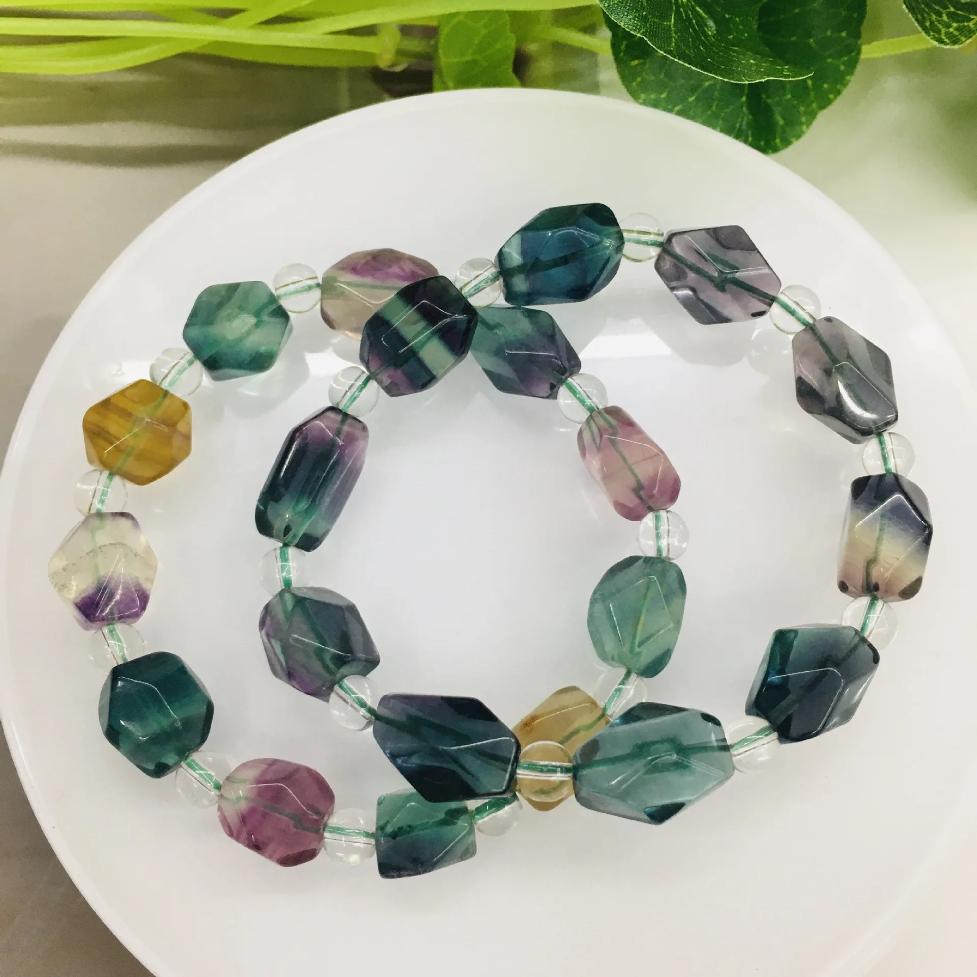 

Natural color fluorite geometric faceted bead Strand Bracelets for men and women Charm natural gemstone healing elastic bracelet