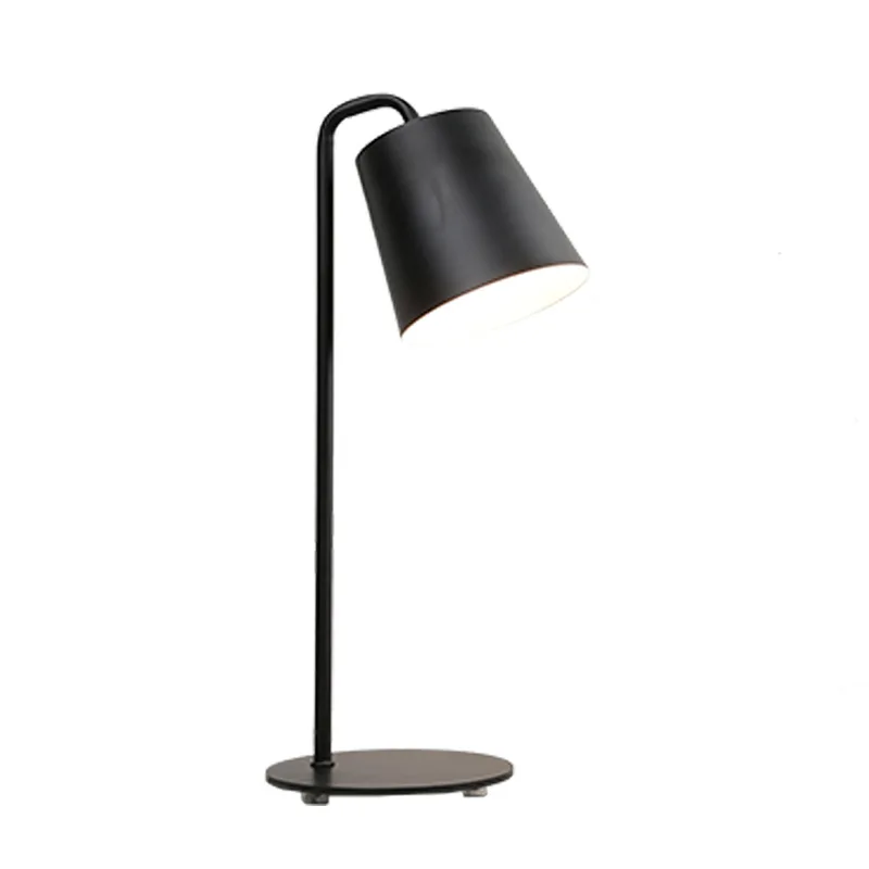 

Modern minimalist black white yellow table lamp Living room desk bedroom bedside LED personality wrought iron desk lamp MJ1009
