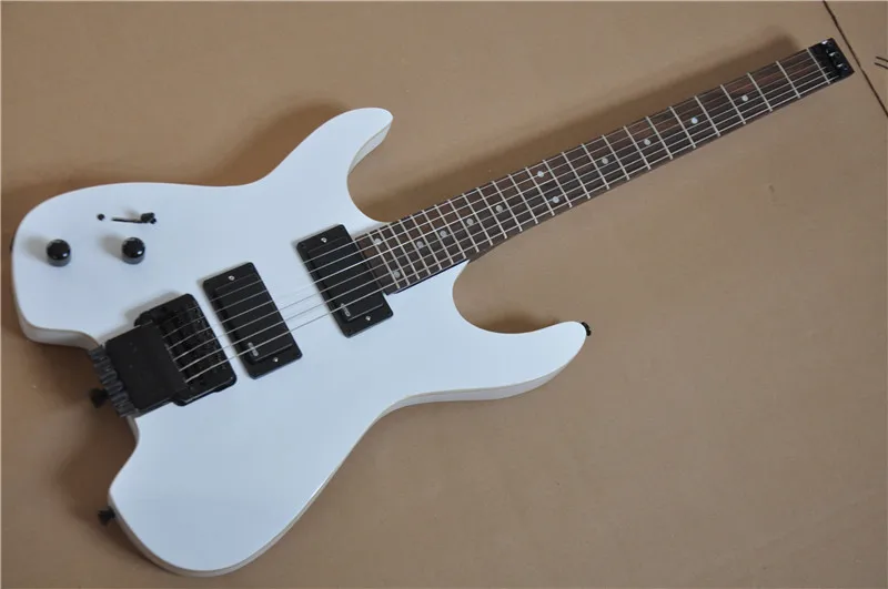 Электрогитара белый цвет корпуса с красным пикгаурдом палисандр гриф 22 ладами и