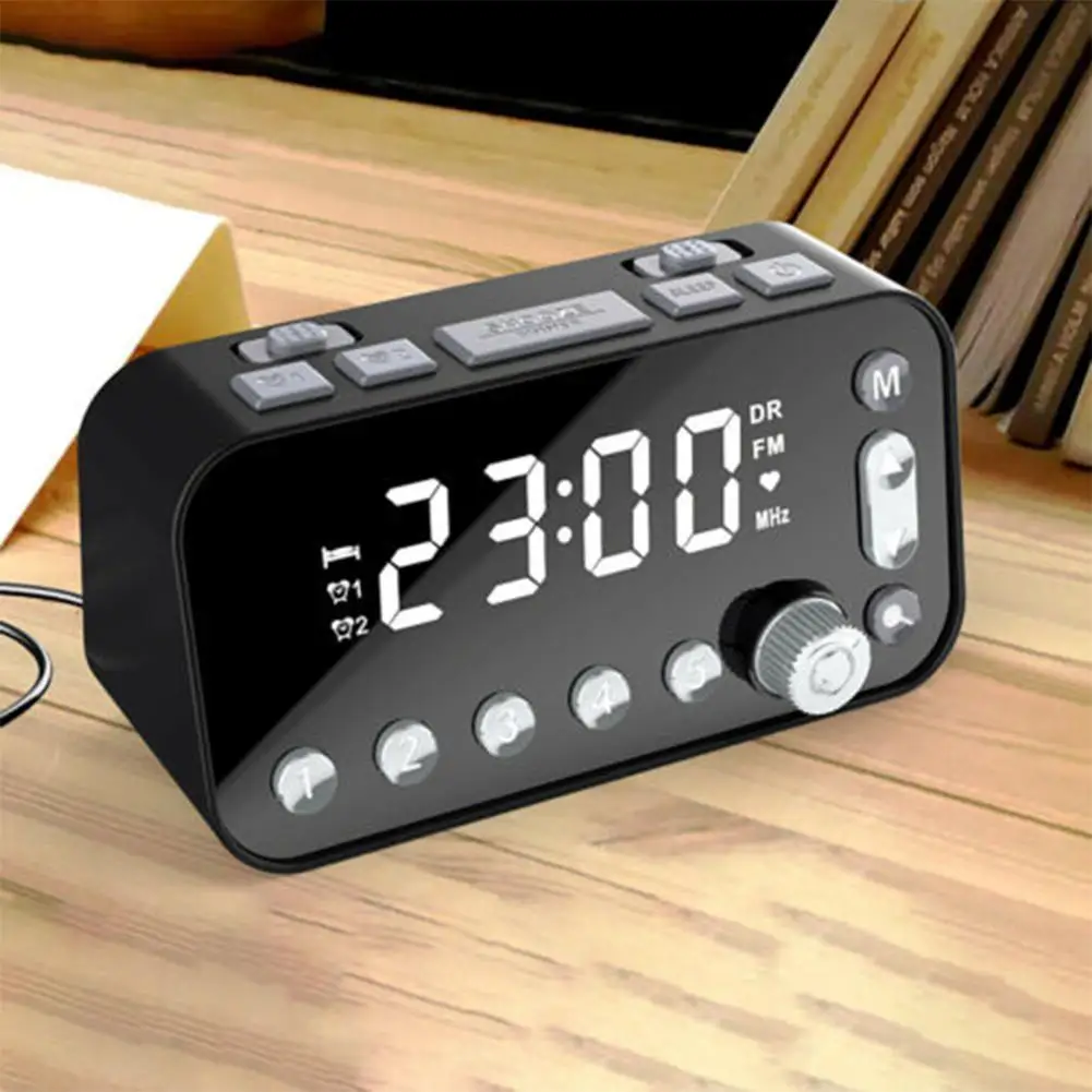 

USB European Bedside Desktop Alarm Clock Radio FM Radio Clock Alarm Dual Big Table Home Decoration Clock Screen F4O3