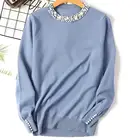 Свитер женский, однотонный, с бусинами, с круглым вырезом