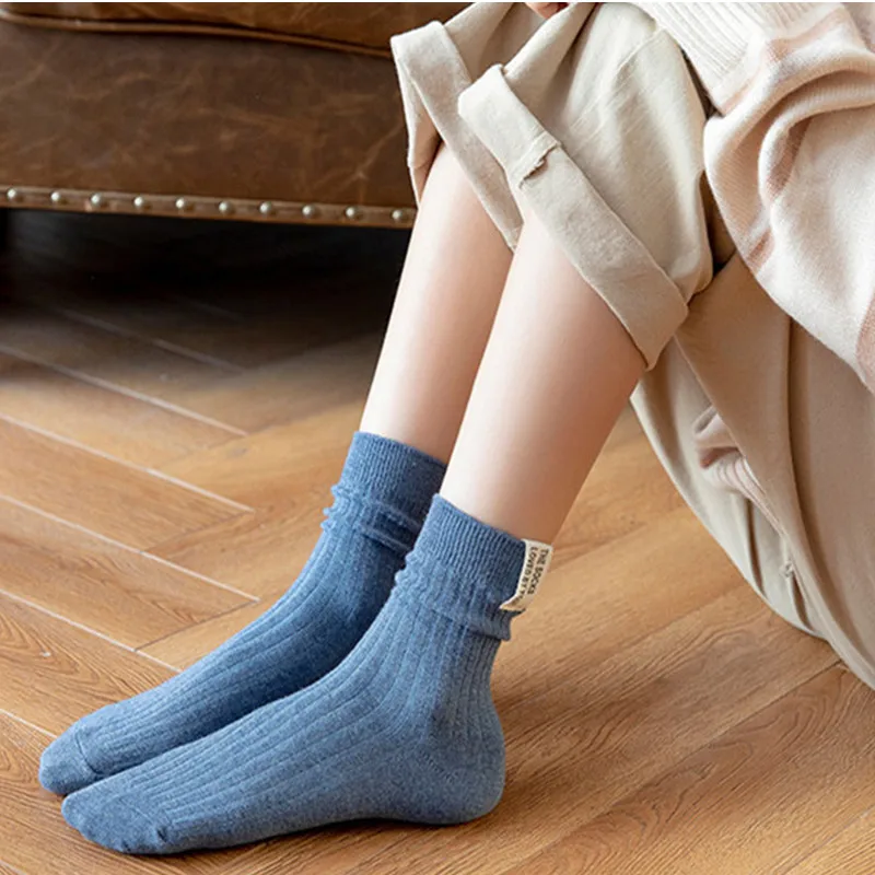 

Women's Cotton Socks Simple Fashion Solid Color Letter Socks Spring Autumn Winter Long Harajuku Casual Cute Unisex Socks 1 Pair