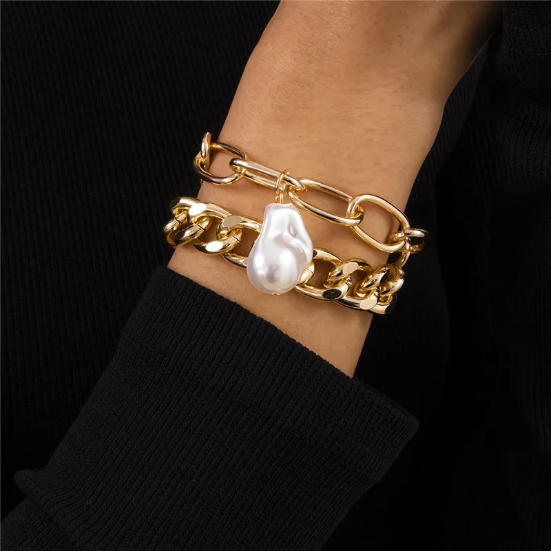 

Baroque Pearl Set Bracelet Retro Simple Irregular Pendant Metal Bracelet