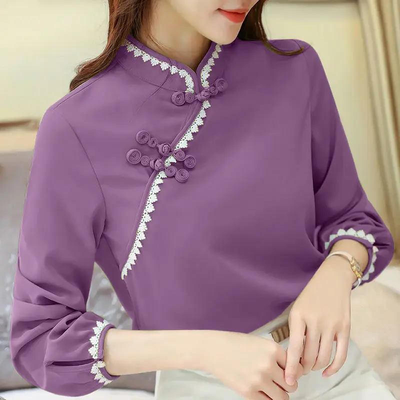 

2021 spring and autumn fashion new temperament long-sleeved stitching lace retro stand-up collar bottoming shirt solid color top