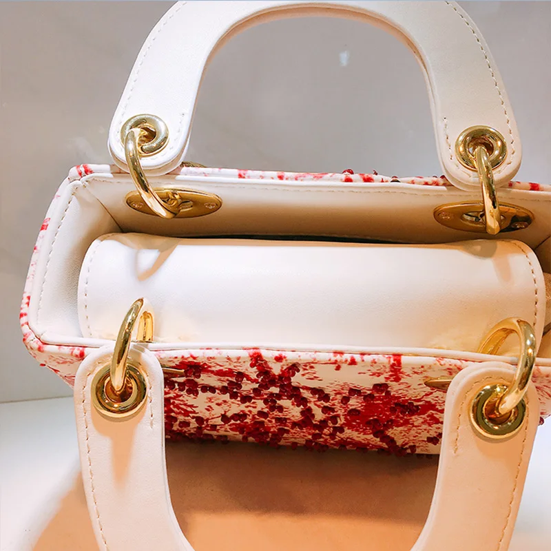 

Heavy craftsmanship embroidery, beading, animal patterns, retro leather handbags, ladies new fashion, diagonal shoulder bags