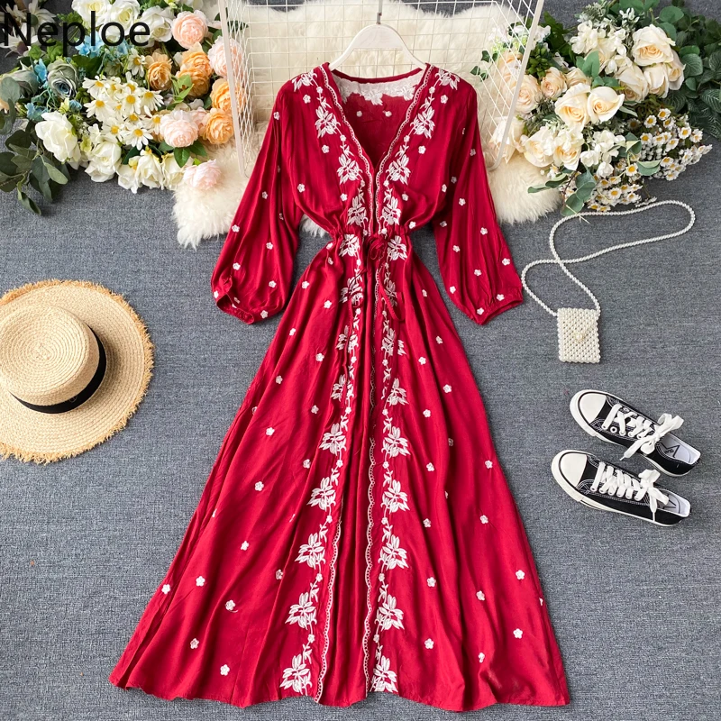 

Neploe Embroidery Print Dress Women Elegant V Neck Puff Sleeve Ladies Vestidos Summer Elegant Slim Waist Female Dresses 1B037