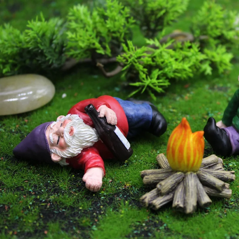 

4pcs Fairy Garden Drunk Gnomes Miniature Ornaments Set Mini Dwarf Bonfire Statues for Planter Flowerpot Decor Accessories